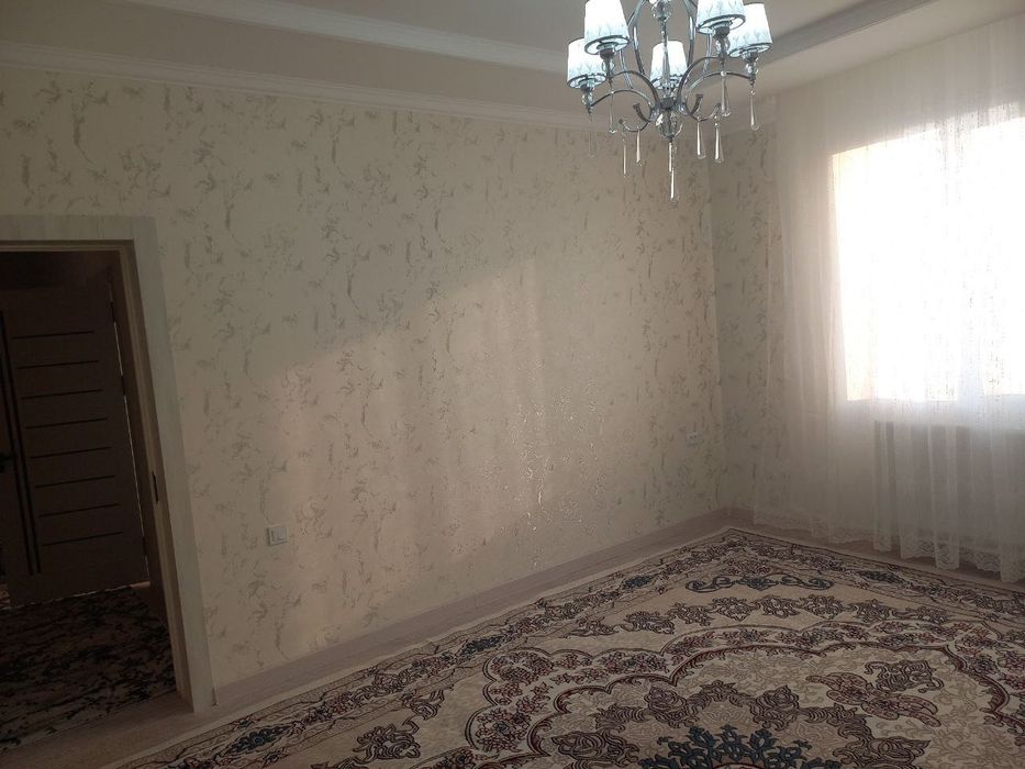 Srochna kvartira sotiladi Choshtepa 1 metro bekat