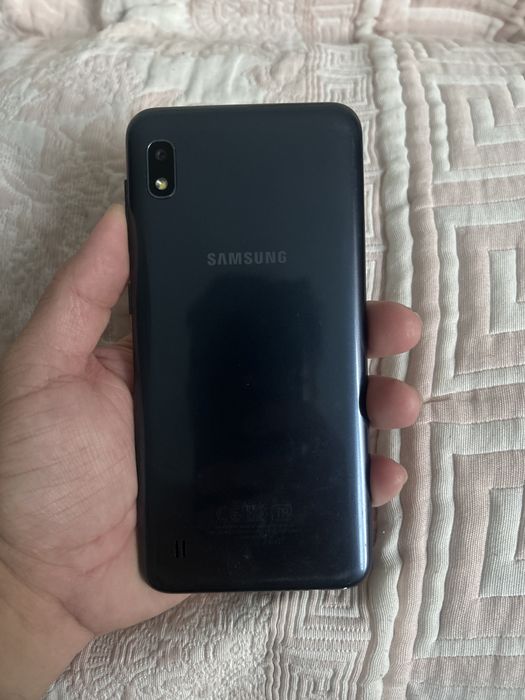 Продам телефон Samsung