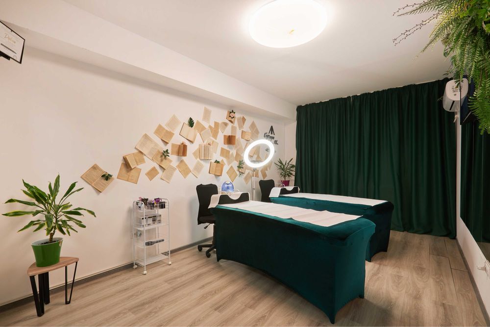 Post cosmetica , make up ,extensii gene