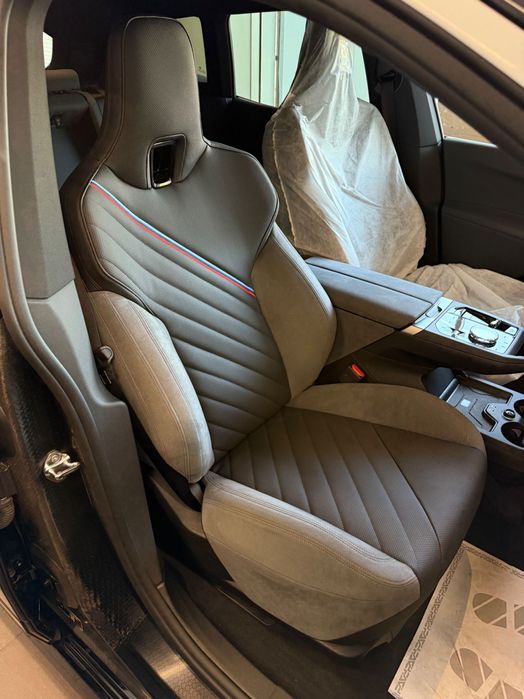 Продам новый BMW iX xDrive60 с гаранией 8 лет