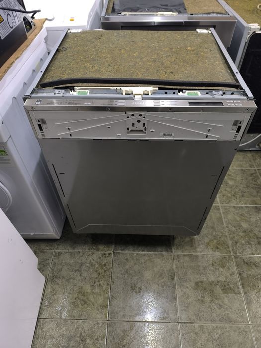 Съдомиялна Miele G 6895 SCVI XXL -K2O  отваряне с 2 почуквания