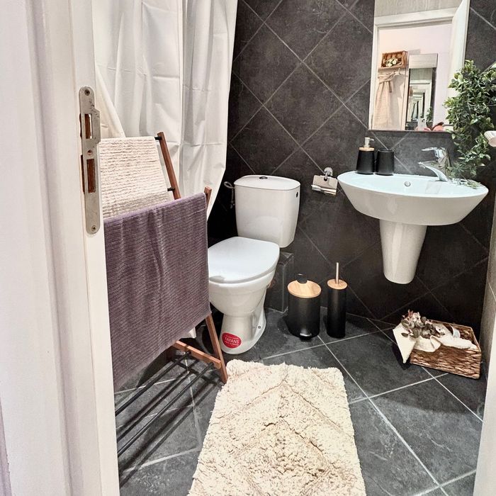 Продава се Едностаен апартамент в Созопол - 45 кв.м за 1617 €/кв.м - Снимка #1