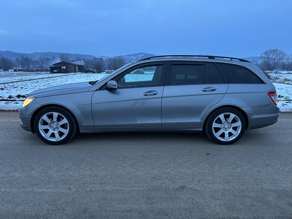 Mercedes benz c200 2.2 tdi, 170 cai, automata, cauciucuri noi de iarna