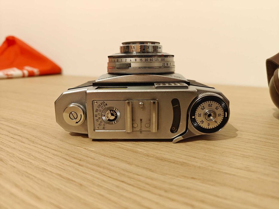 Фотоапарат Zeiss Ikon Contina + Pantar обектив, с кожен калъф (за ремонт / колекция)