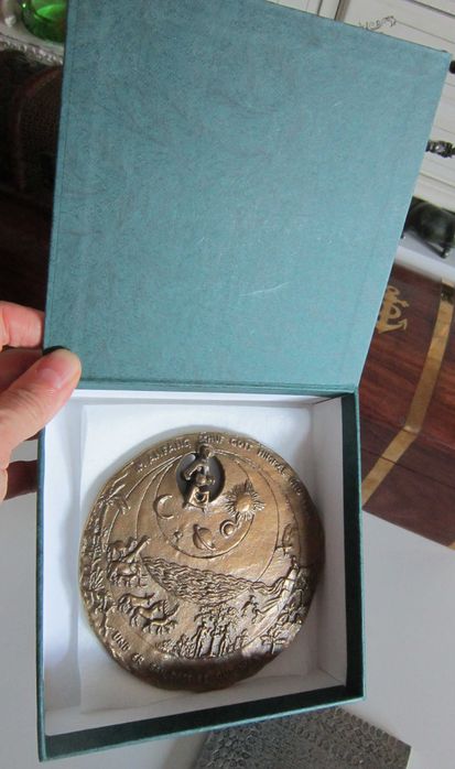 cadou rar  sculptura Creatia Geneza Hermann Schilcher bronz masiv 1970