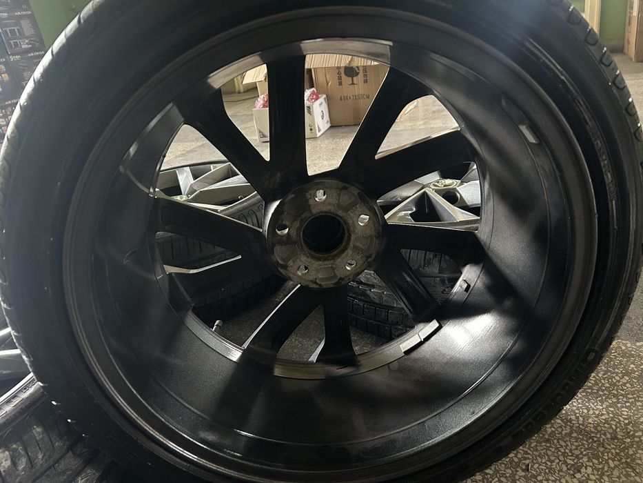 Гуми с джанти 19-ки PIRELLI  дот 0620