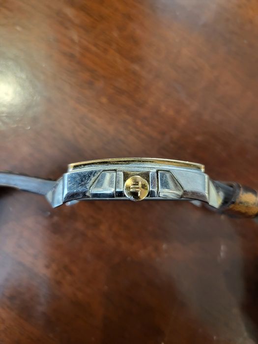 Часы Jacques Lemans оригинал.