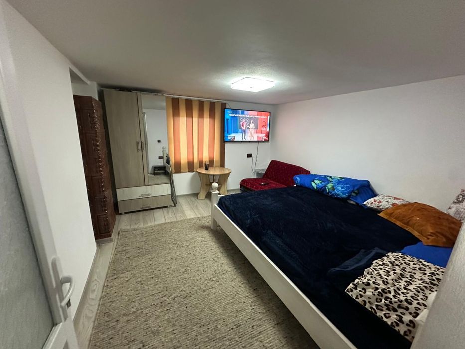 Vand casa in comuna Popesti