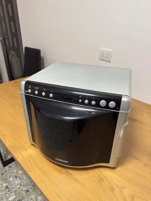 Cuptor Microwela Samsung