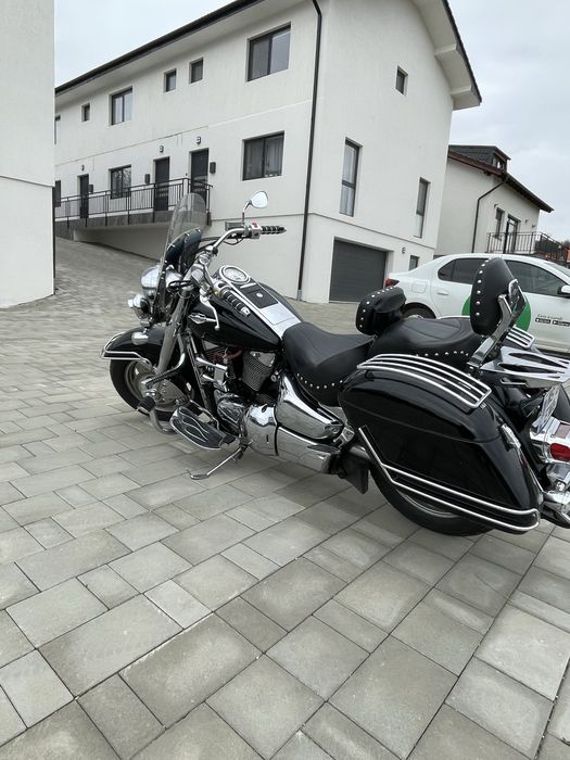 Suzuki Boulevard C90 (1500cc)