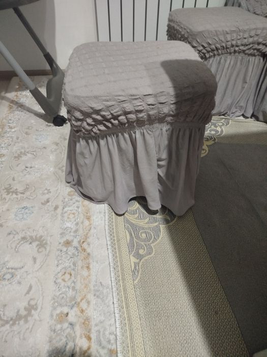 Уголок сотилади холати яхши коп ишлатилмаган худди янгидек