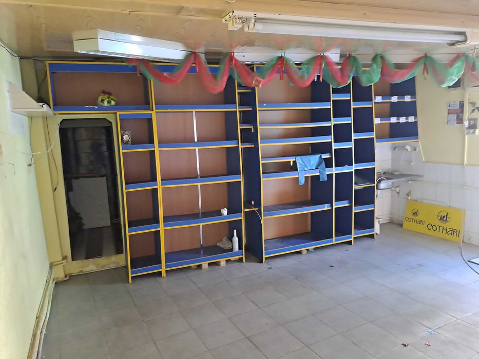 Inchiriez casa 5 camere 2 bai si spatiu comercial aproape de Mall