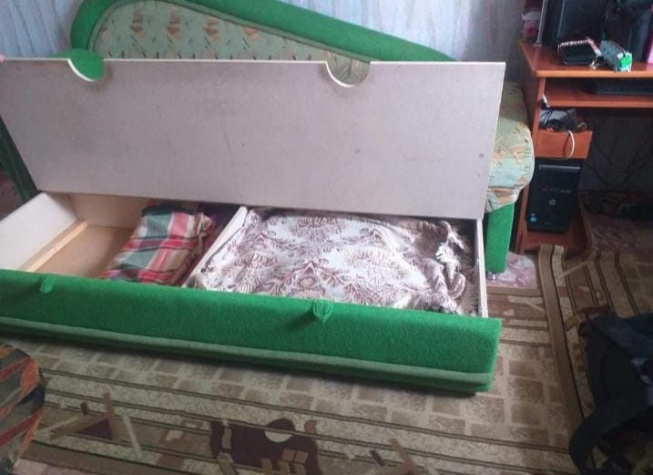 Продам диван тахту