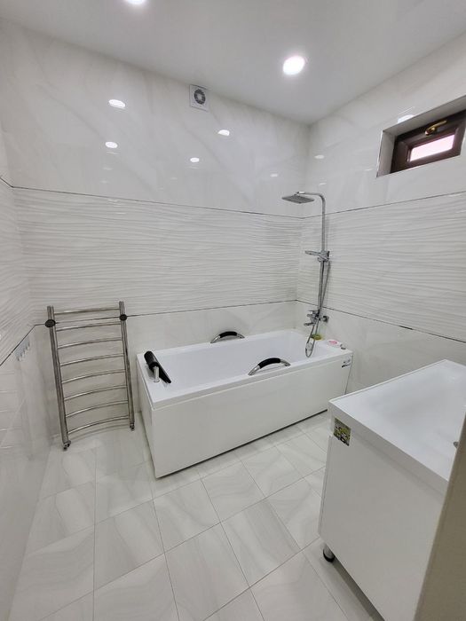 Bez makler Yangi bozor parkentskie bozordan 10 minut yol