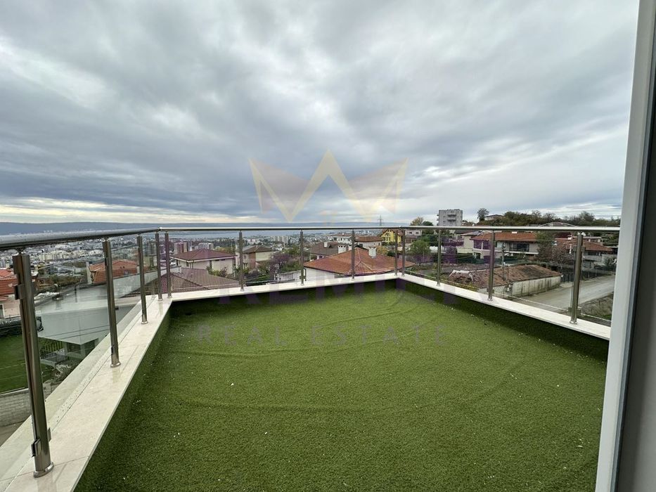 Продава се Двустаен апартамент в Варна, Изгрев - 100 кв.м за 2065 €/кв.м - Снимка #7