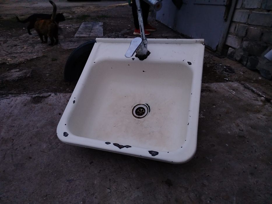 Продам раковину б/у
