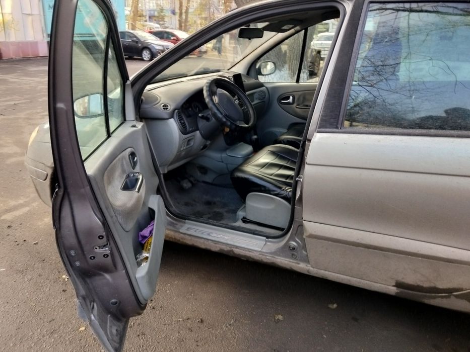 Продам рено сеникс