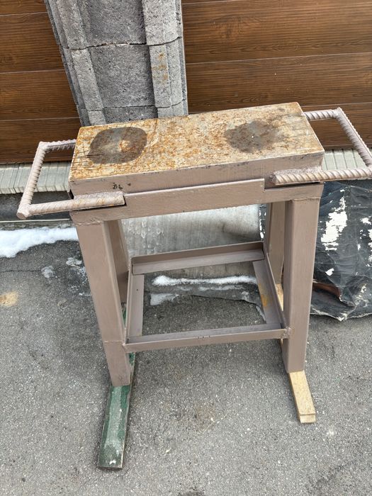 Продам наковальню.