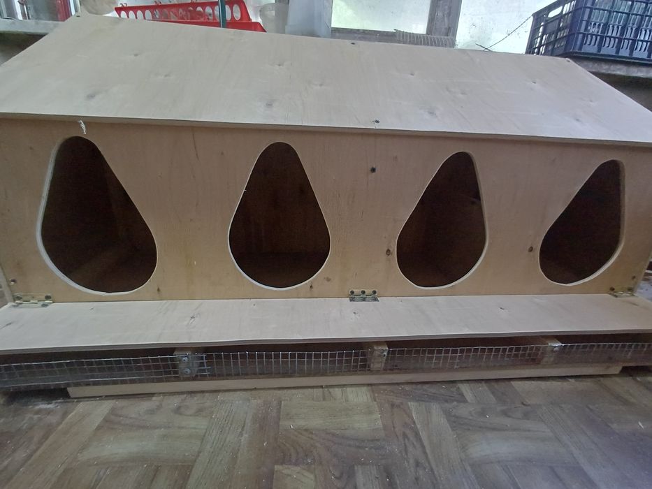 Продам гнездо для курятника
