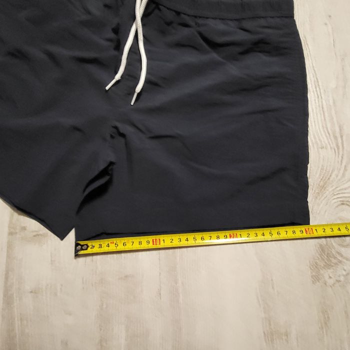 Pantaloni scurți pentru înot Champion, mărime L, noi,cu etichetă