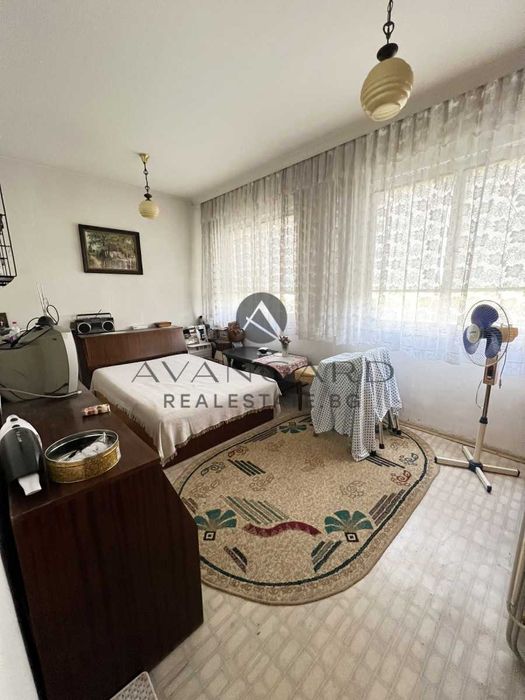 Продава се Тристаен апартамент в Пловдив, Център - 93 кв.м за 1613 €/кв.м - Снимка #6