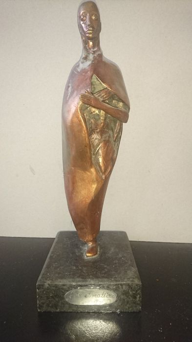 Изключителна скулптура ,бронз !