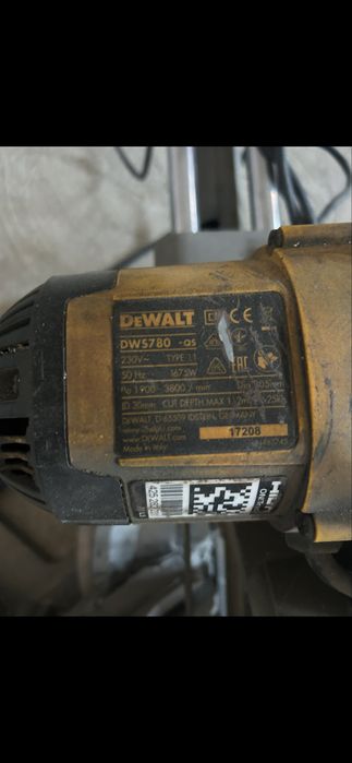 Fierastrau circular combinat de banc DeWalt