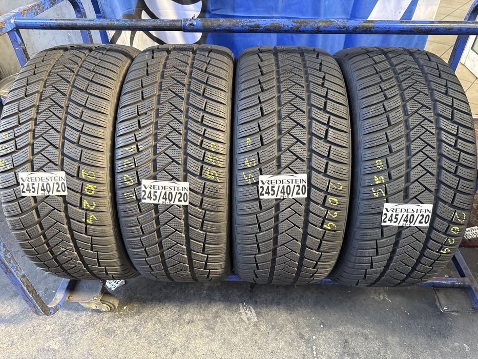 245/40/20 Vredestein M+S 2024