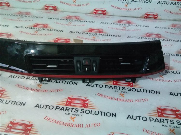 grila aerisire bord centrala bmw x1 an fabr. 2017