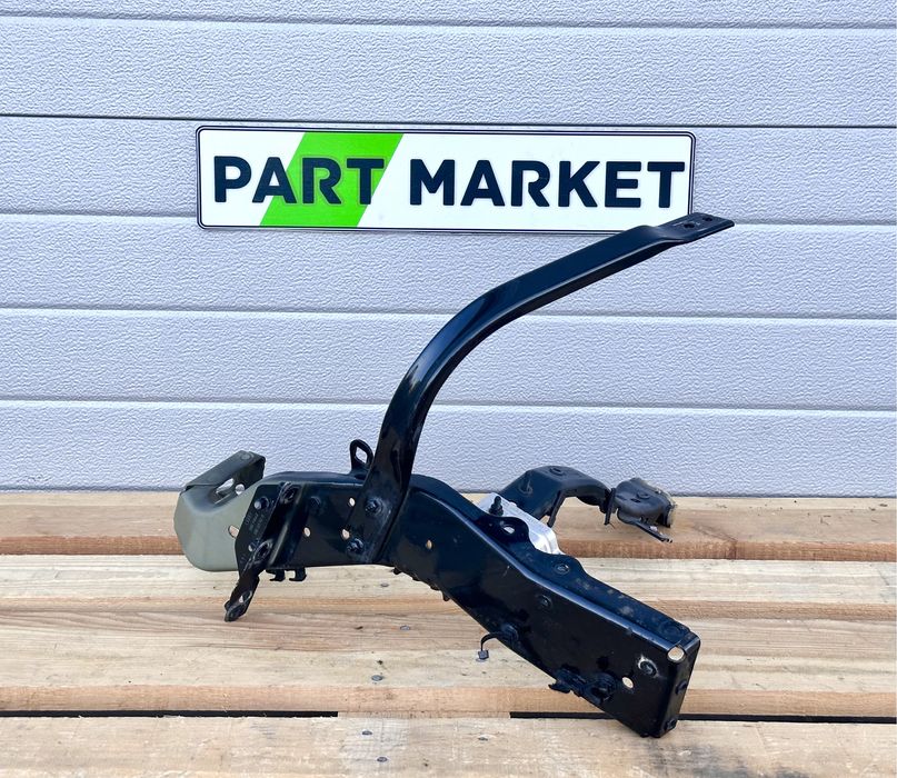 Метални стойки AUDI A8 D5 4N0821136B 4N0821260D 4N0821132G