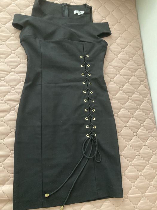 Елегантна, еластична рокля