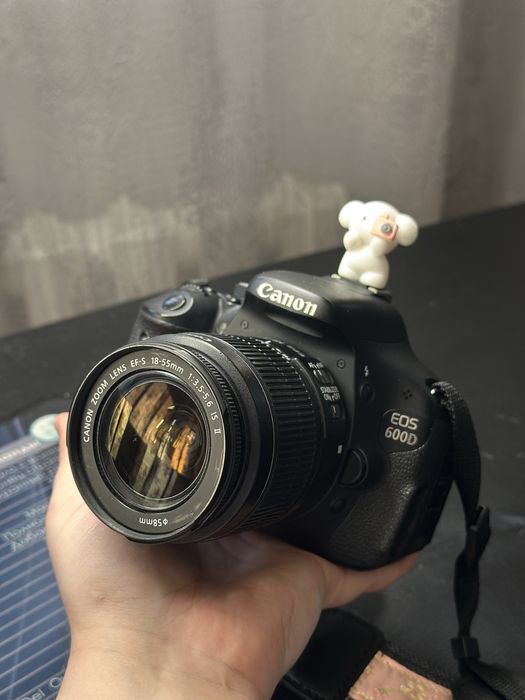 Камера canon 600D
