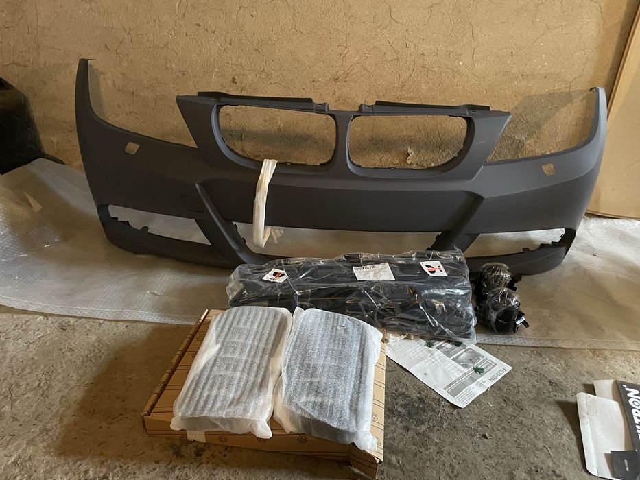 Оборудвана предна броня е90 М пакет