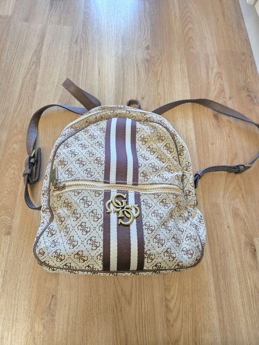 Moschino, Guess раница