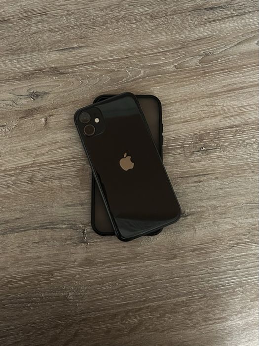 Продам iPhone 11 в отличном состоянии