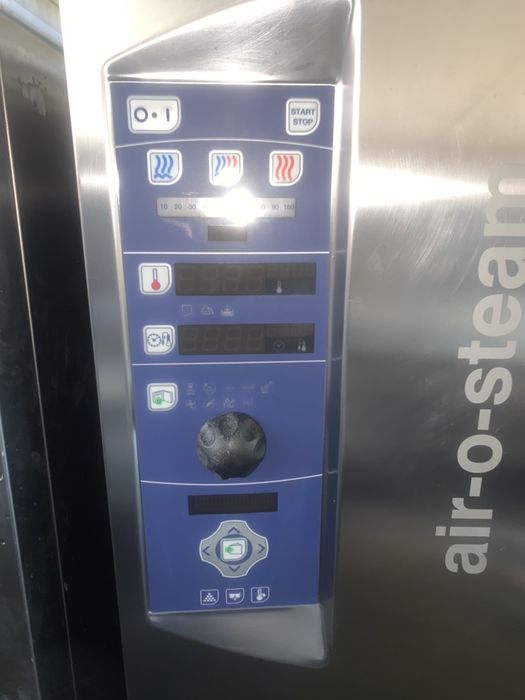 Конвектомат Electrolux 40 тави на ток