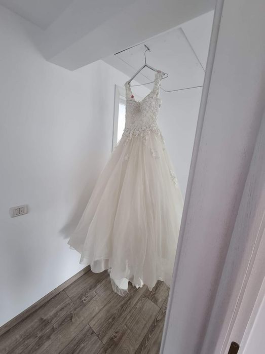 Vând rochie de mireasa