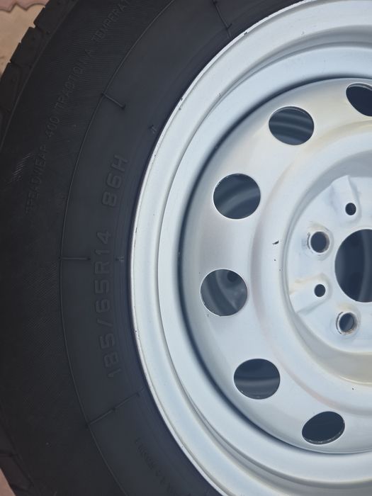 Диски R 14 в комплекте.