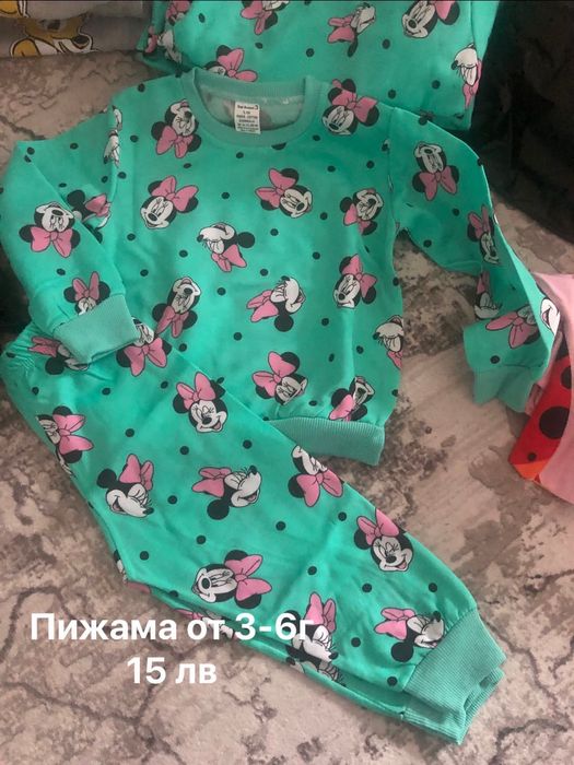 Нови детски дрехи