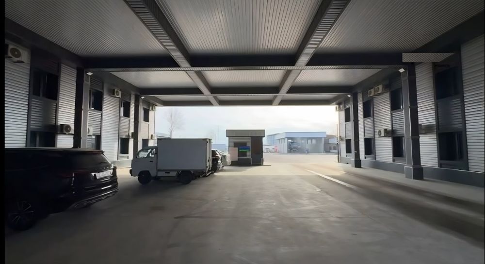 Продаётся действуешая авто база в Бектемирском районе!!!