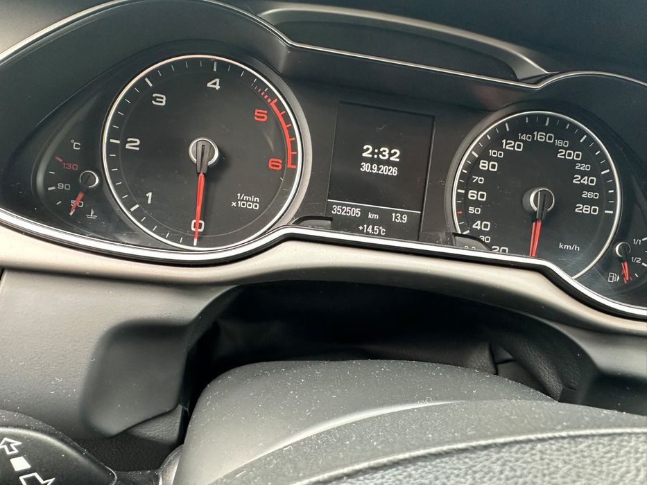Audi A4 B8.5 2.0 TDI 143 CP Automată Multitronic | Select drive| Facelift | 2012 | 5.500