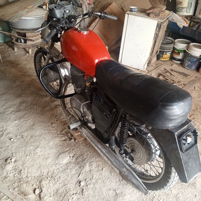 Иж сотилдими матори 0дан тахланган балонлари яанги бартер хам киламан