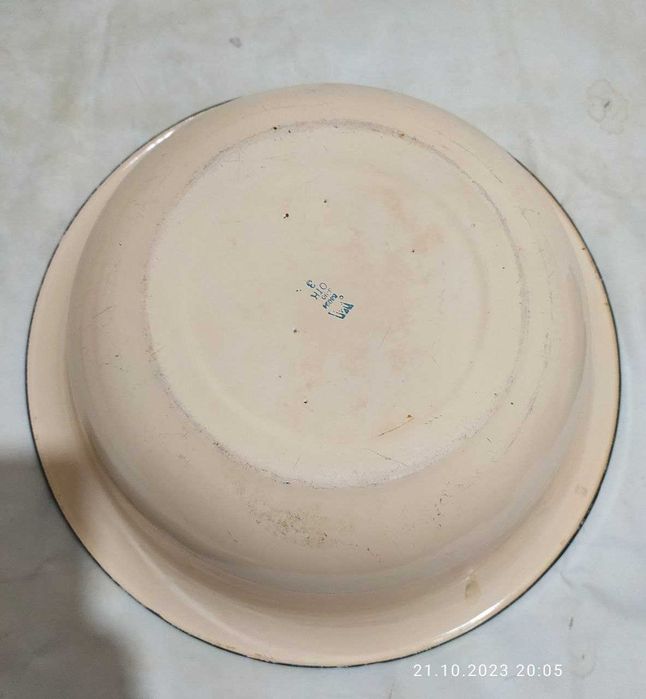 Тазы эмалированные