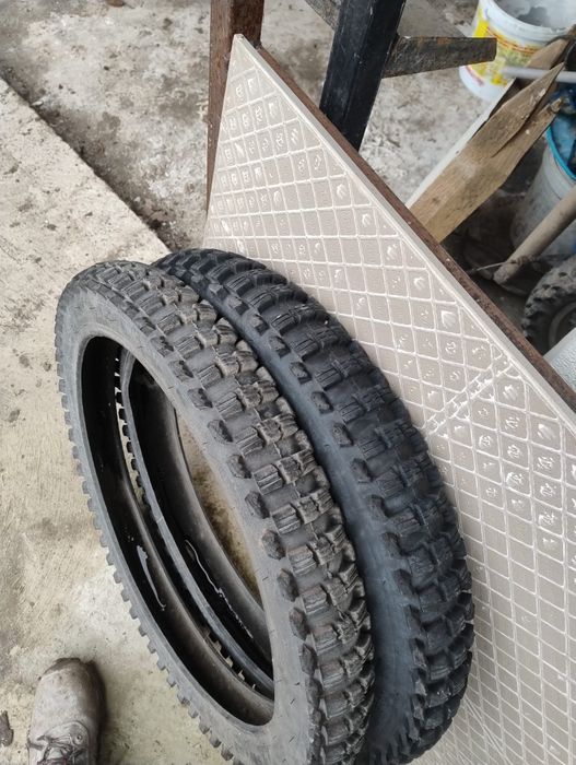 Cauciucuri cross pe 22