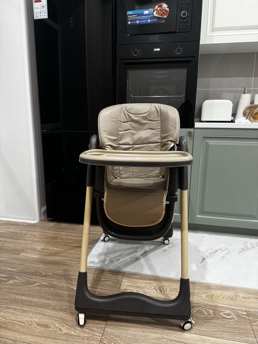 Детский стул для кормления