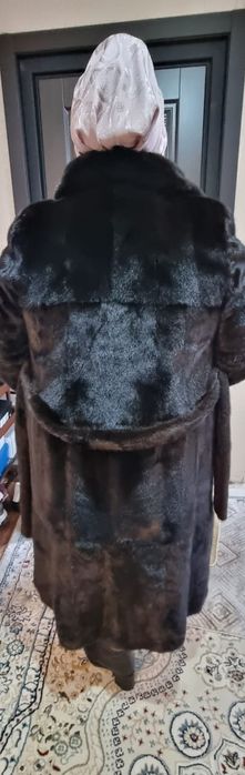 Продам норковую длинную шубу