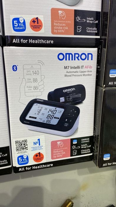 Тонометры  Omron M6 , M7 Intelli IT Afib