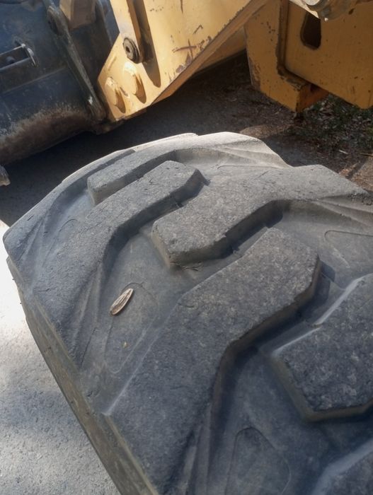 Продам экскаватор погрузчик