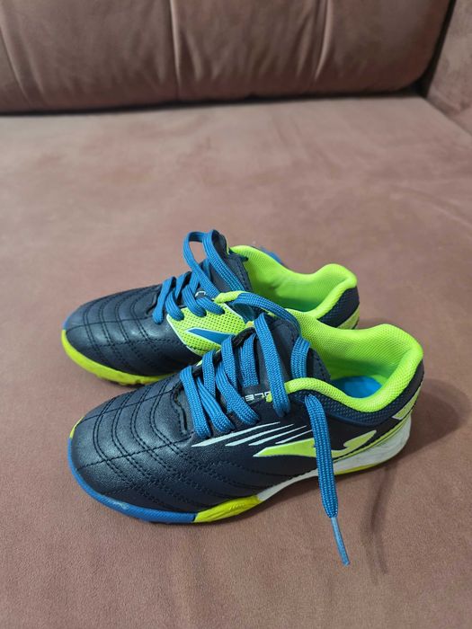 Adidasi fotbal JOMA Toledo marimea 29 pentru teren sintetic