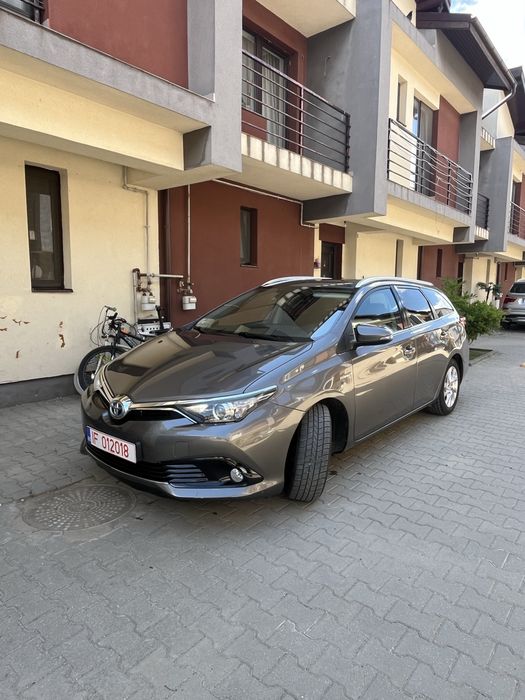 Toyota auris hibrid